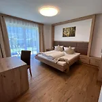 基斯特霍夫斯坦比克乐尔酒店 4* 阿特湖畔的努斯多夫