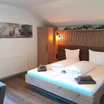 Steinbichler Nussdorf am Attersee