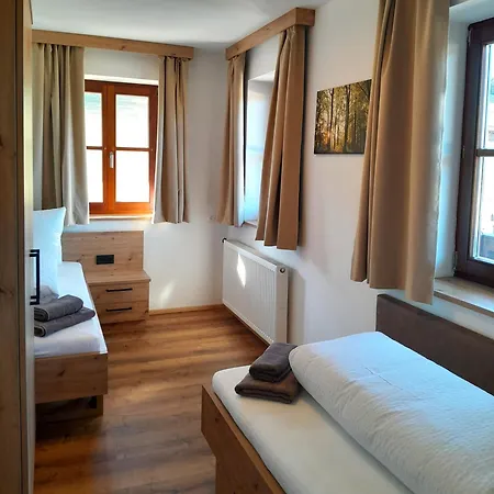 Steinbichler Herberg Nussdorf am Attersee