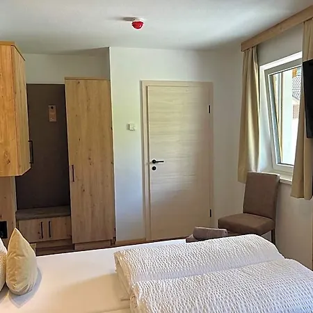 Steinbichler Nussdorf am Attersee