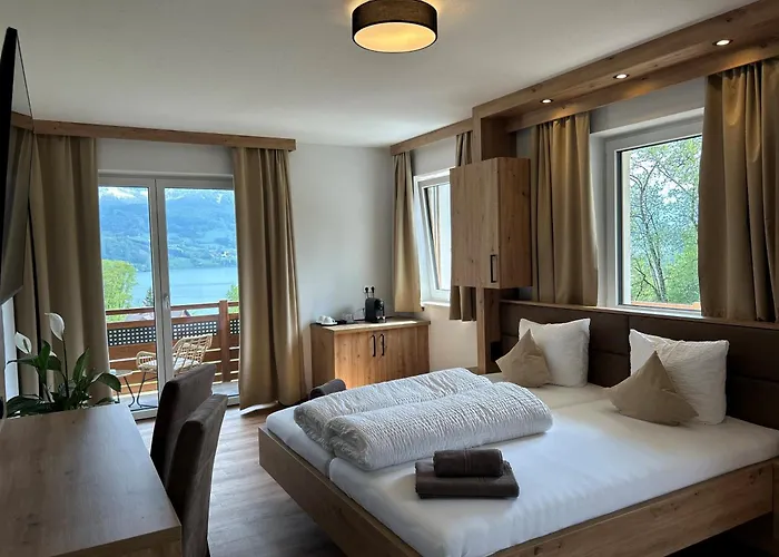 Steinbichler Han/Misafirhane Nussdorf am Attersee