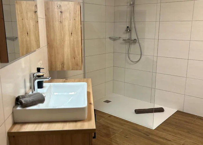 Steinbichler Nussdorf am Attersee