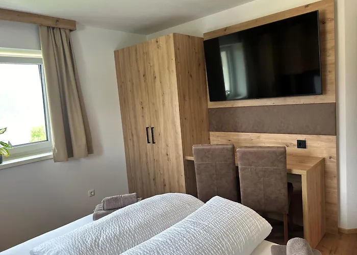 Steinbichler Nussdorf am Attersee